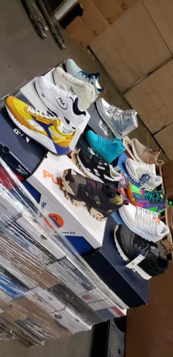 Sneaker Wholesale Pallets 100pairs